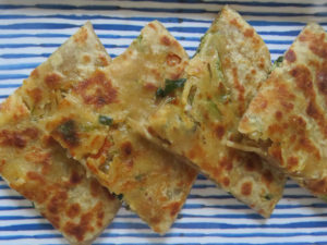 Hakka Noodles Paratha, Cooking with leftovers