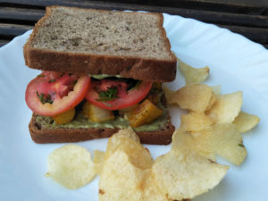 Tansdoori Aloo Sandwich served