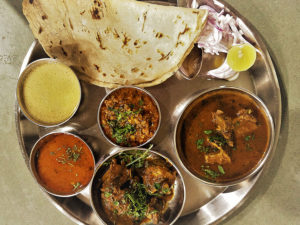 Apurvai, Narayan Peth, Pune - Mutton thali review