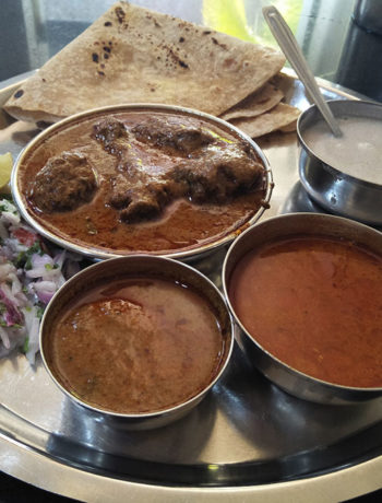 Kolhapur Darbar Chicken Thali